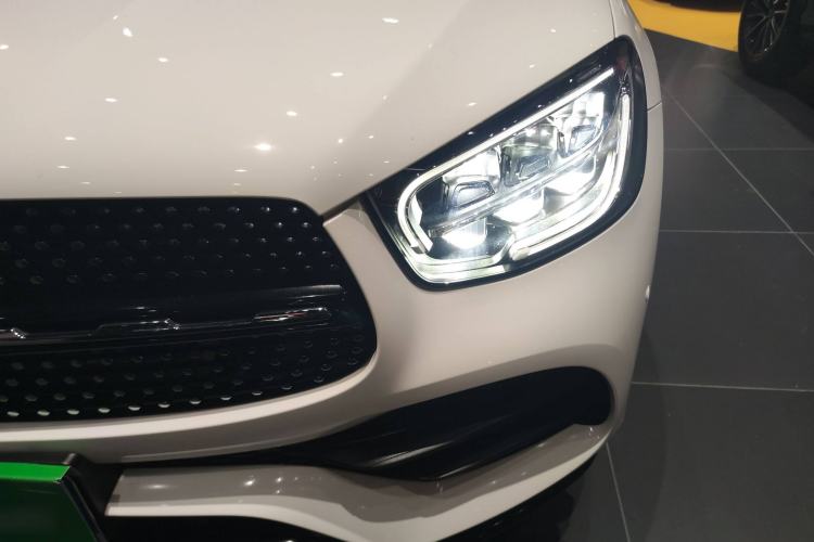 Used Mercedes-Benz GLC Coupe 2023 GLC 260 4MATIC Coupe SUV
