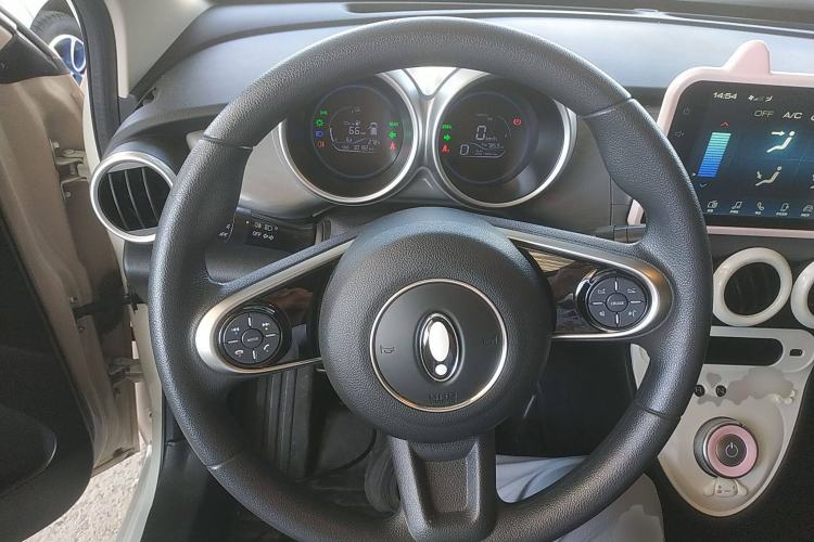 Used ORA Black Cat 2022 301km Base Version Ternary Lithium
