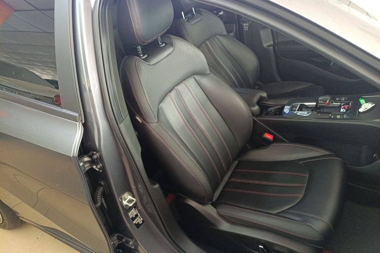 Used GAC Trumpchi EMPOW 2023 270T DCT J16 Version