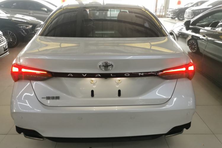 Used Toyota Avalon 2022 2.0L Luxury Edition

