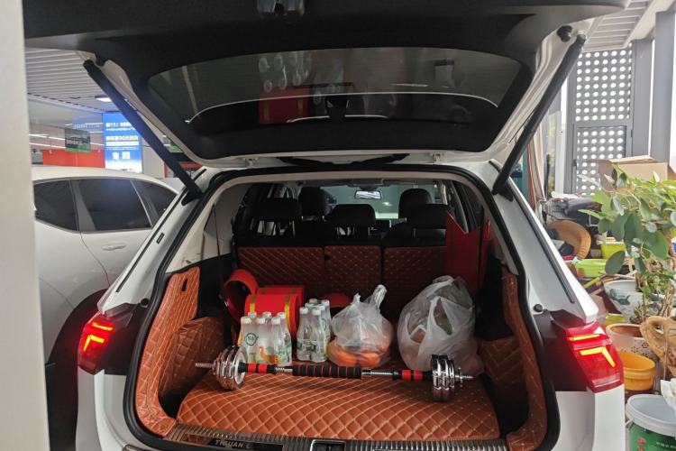 Used Volkswagen Tiguan L 2024 380TSI Automatic All-Wheel Drive R-Line Enhanced 7-Seater