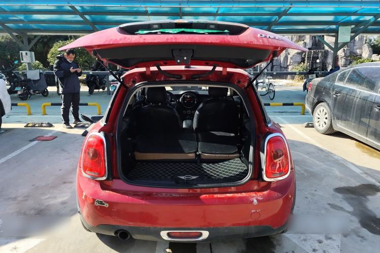 Used  MINI 2016 1.2T ONE Pioneer Edition
