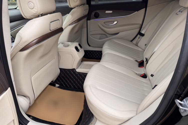 Used Mercedes-Benz E-Class 2016 E 200 L
