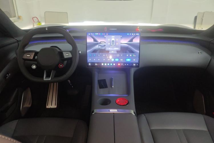 Used  YU7 2025 Ultra-Long Range High-Performance All-Wheel-Drive Max Edition
