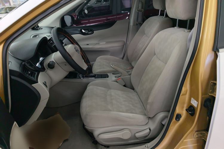 Used Nissan Tiida 2011 1.6L CVT Comfort Model