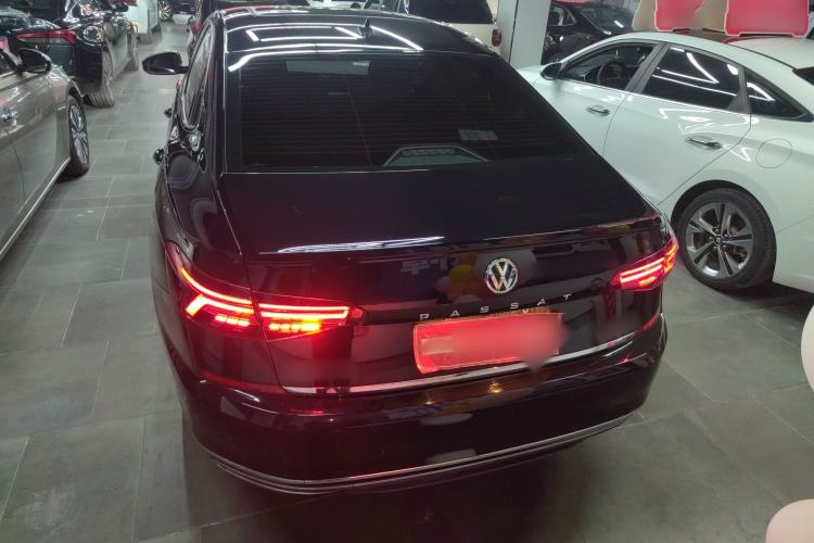Used Volkswagen Passat 2019 330TSI Luxury Edition China VI Standard