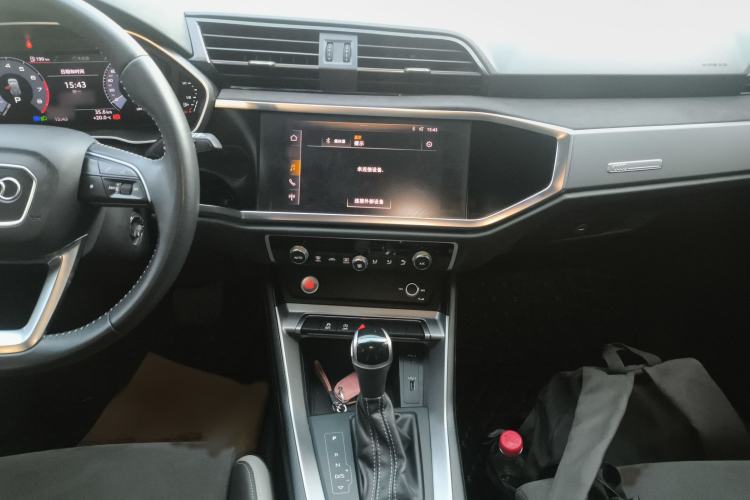 Used Audi Q3 2019 35 TFSI Advanced Dynamic Edition
