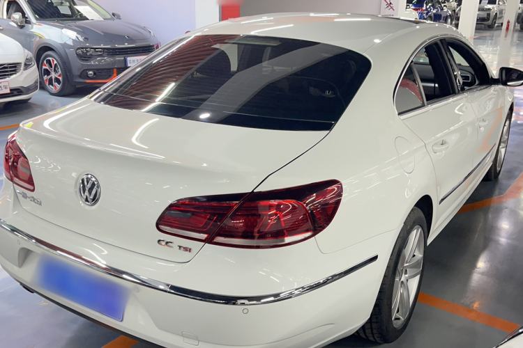 Used Volkswagen FAW-Volkswagen CC 2015 1.8TSI Prestige Model
