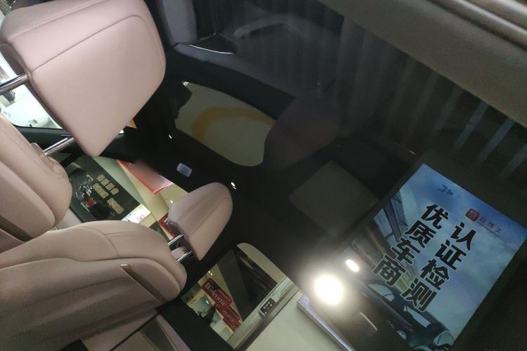 Used ONVO L60 2024 60 kWh Rear-Drive Version