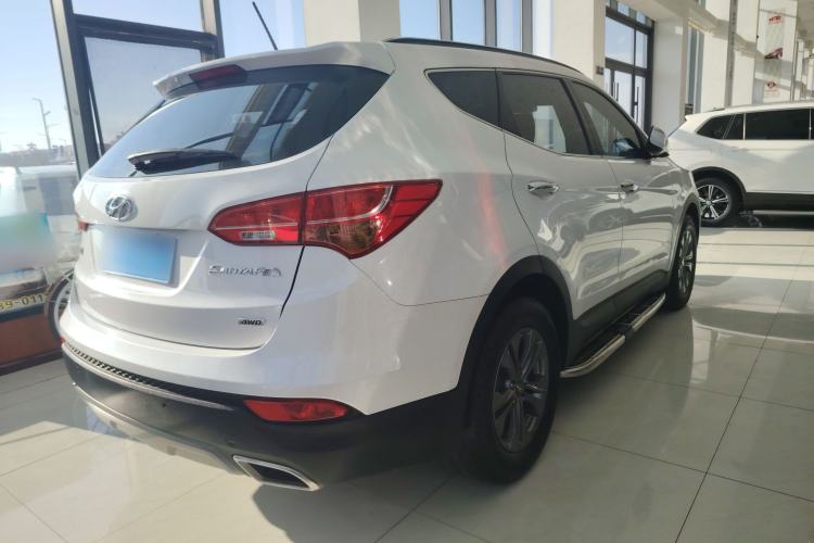 Used Hyundai Santa Fe 2013 Revised Version 2.4L Automatic All-Wheel Drive Smart Type
