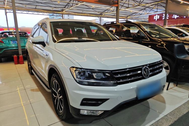 Used Volkswagen Tiguan L 2017 330TSI Automatic Two-Wheel Drive Luxury Edition