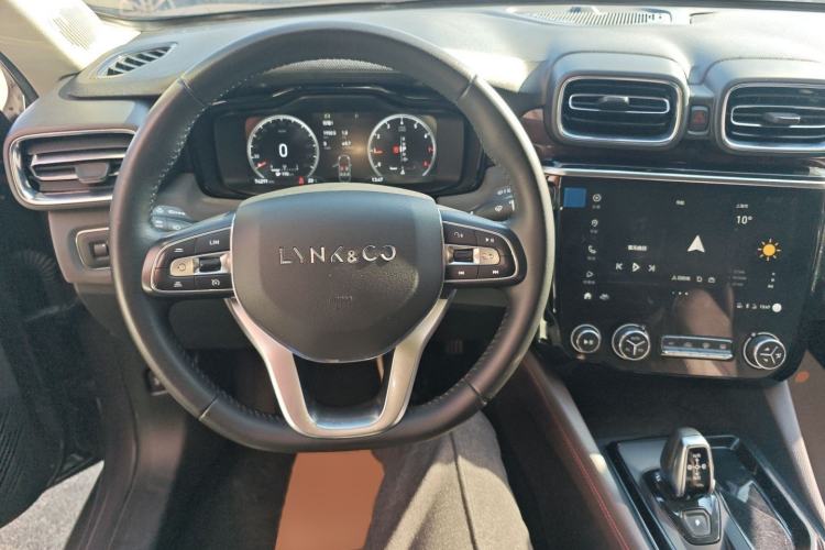 Used Lynk & Co 02 2019 High-Energy Edition 2.0T Automatic Two-Wheel Drive Shine Pro Edition China VI Standard
