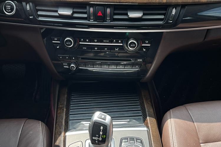 Used BMW X5 2017 xDrive28i
