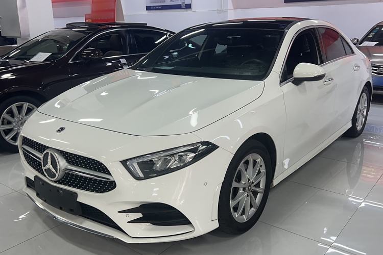 Used Mercedes-Benz A-Class 2021 A 200 L Sport Sedan Fashion Model
