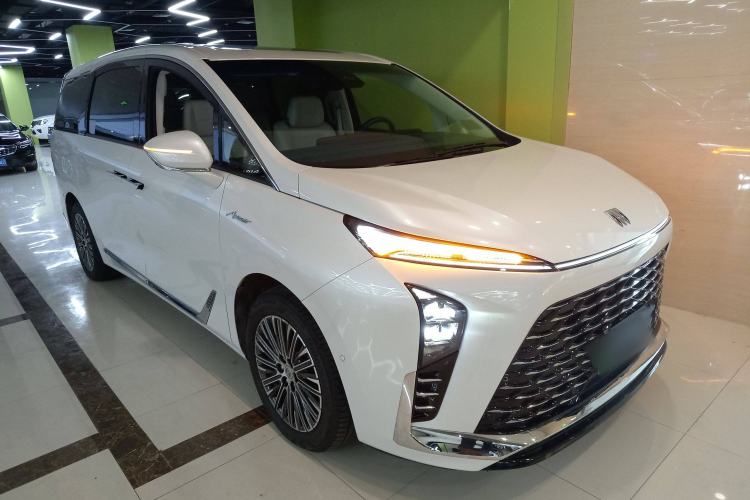 Used Buick GL8 New Energy 2024 Lu Zun Luxury Edition 7-Seater
