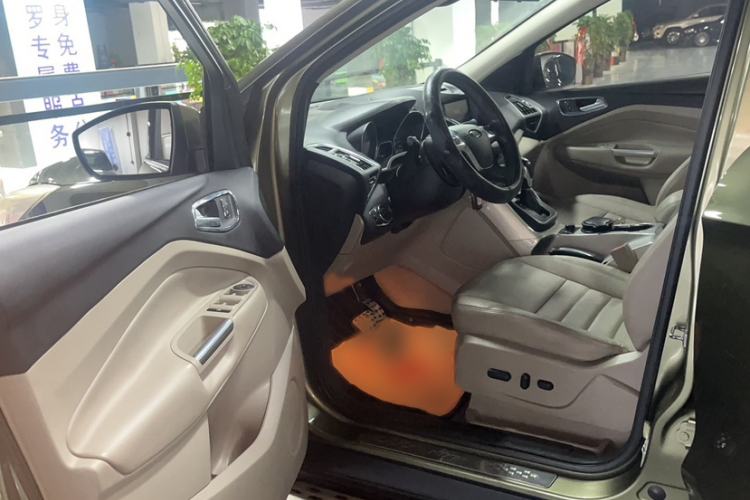 Used Ford Kuga 2013 1.6L GTDi 4x4 Elite Model
