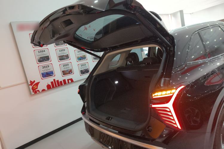 Used Hongqi HS3 2023 1.5T Two-Wheel Drive Shanwei Edition