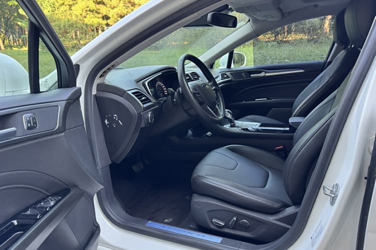 Used Ford Mondeo 2013 2.0L GTDi240 Luxury Sport Model
