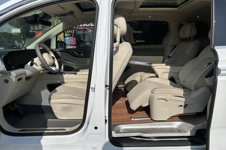 Used VOYAH Dream 2022 Low-Carbon Edition Dream+ Smart Enjoyment Package
