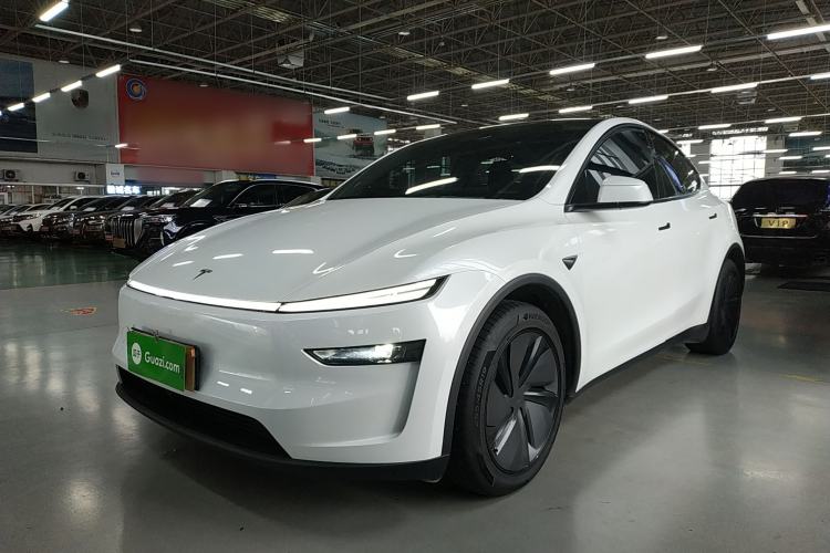 Used Tesla Model Y 2025 Long-Range All-Wheel Drive First Edition
