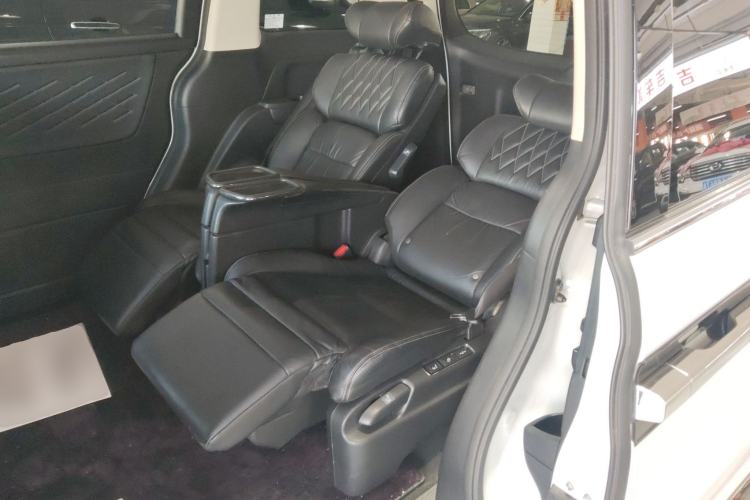 Used Honda Elysion 2019 2.0L Hybrid Luxury Edition
