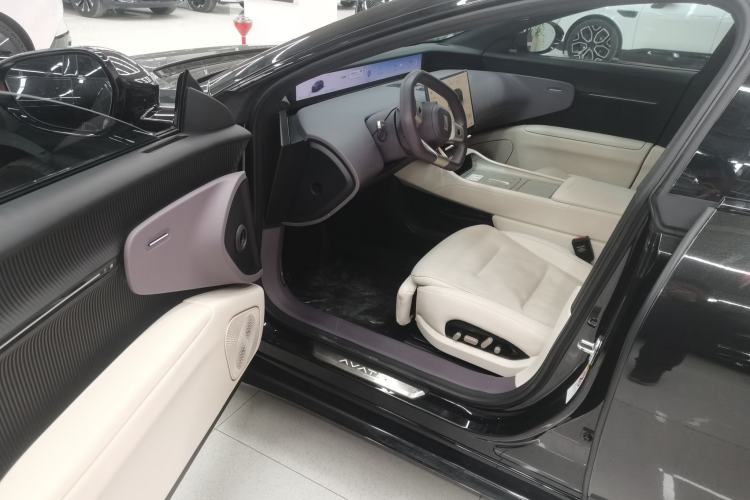 Used Avatr 12 2023 700 Three-Laser Rear-Wheel Drive Luxury Edition
