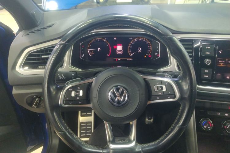 Used Volkswagen T-ROC 2020 280TSI DSG Two-Wheel Drive R-Line Pro
