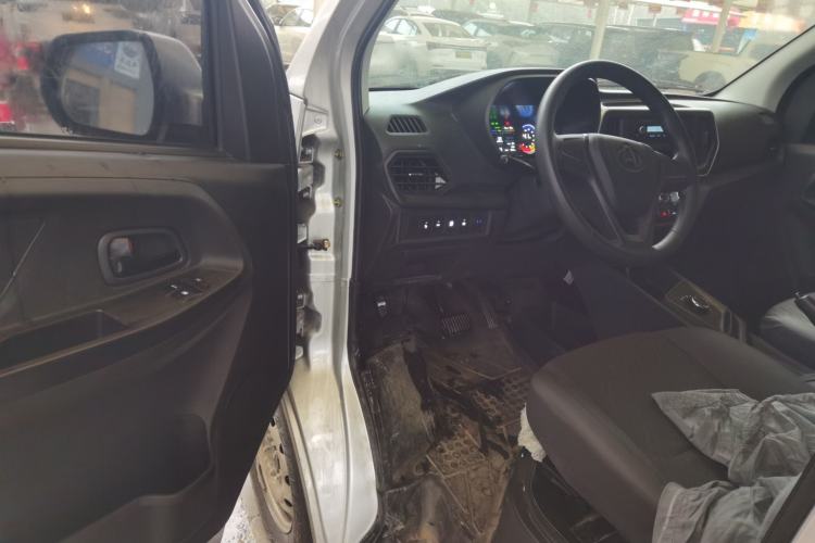 Used Chana Ruixing EM60 2024 Comfort Model 6 Seats 41.86 kWh Liftback Doors