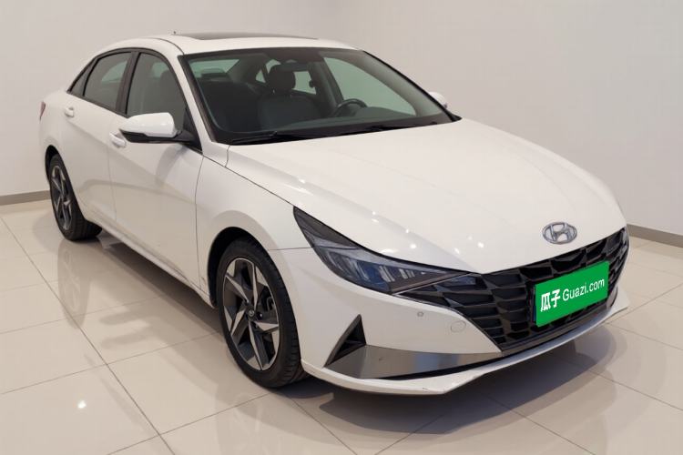 Used Hyundai Elantra 2022 1.5L CVT LUX Prestige Edition