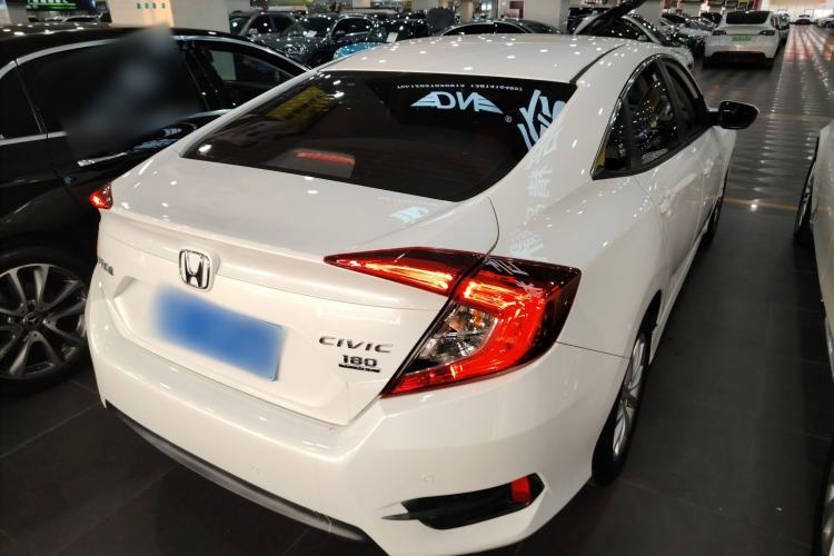 Used Honda Civic 2016 180TURBO CVT Comfort Version
