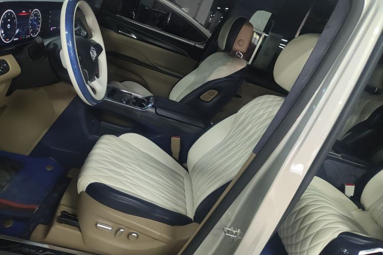 Used Buick GL8 2021 ES Land Cruiser 653T Luxury Edition