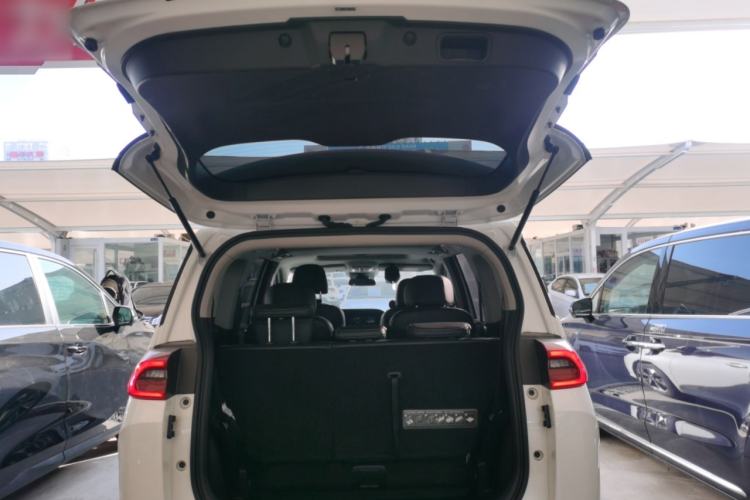 Used GAC Trumpchi M6 2023 PRO 270T DCT Luxury Edition
