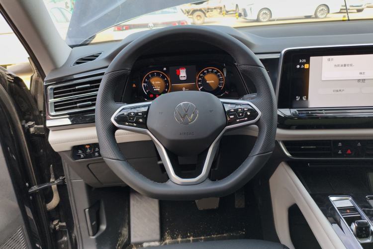 Used Volkswagen Teramont 2024 380TSI Four-Wheel Drive Longxiang Edition
