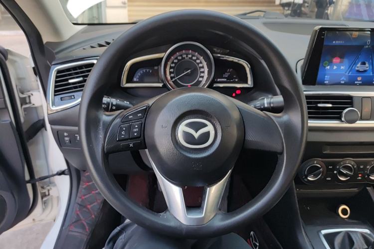 Used Mazda Mazda 3 Axela 2016 Sedan 1.5L Manual Comfort Model
