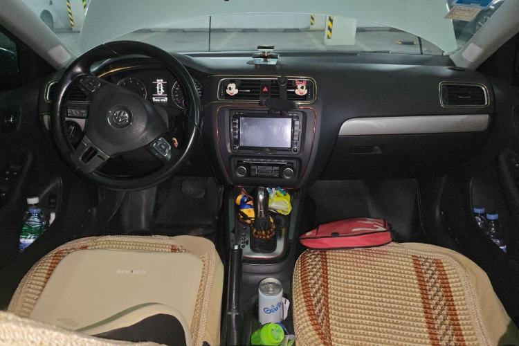 Used Volkswagen Sagitar 2014 Revised Version 1.4TSI Automatic Luxury Edition
