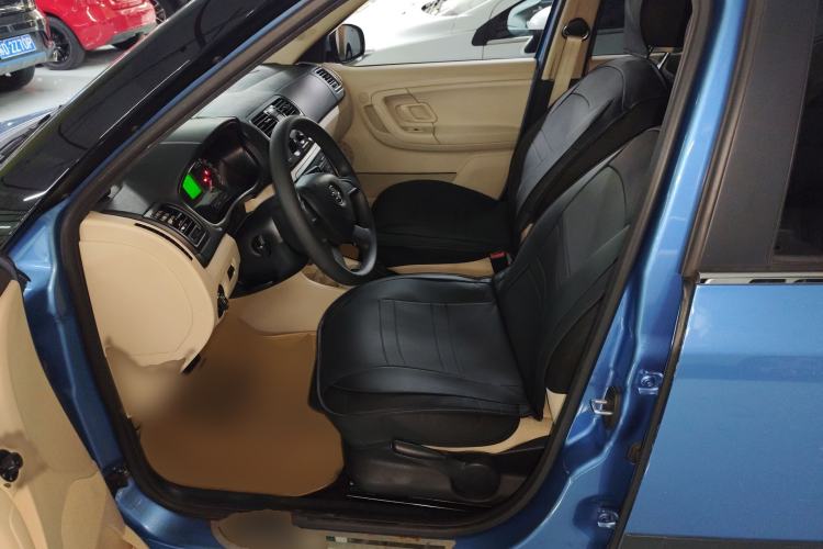 Used Skoda Fabia 2014 1.4L Automatic Crystal Edition