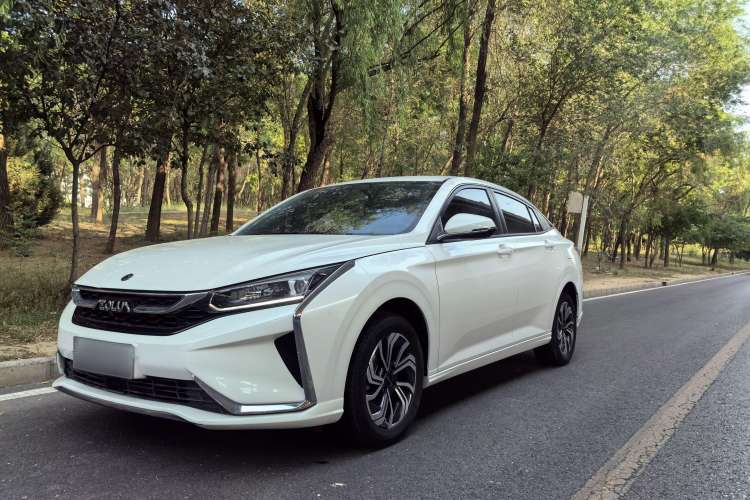 Used Dongfeng Aeolus Yixuan 2021 230T Automatic Glory Edition
