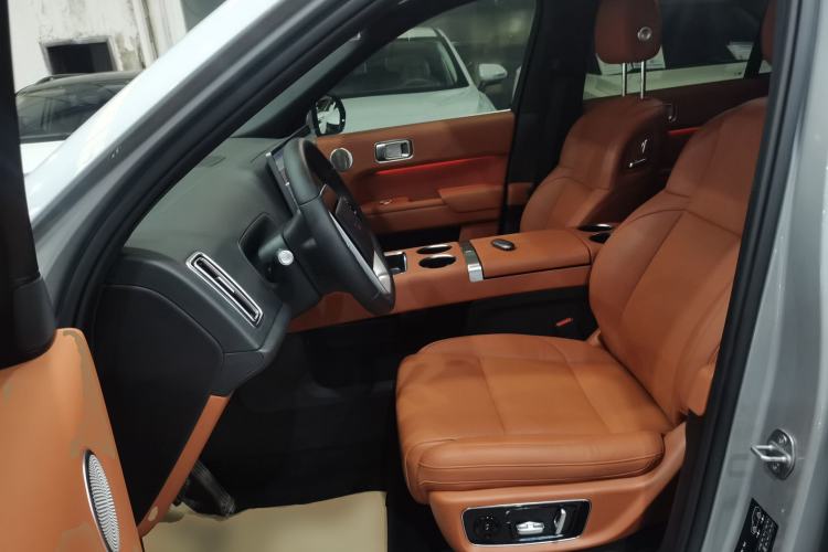 Used Li Auto L8 2023 Max model
