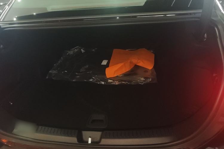 Used Mercedes-Benz E-Class 2024 E 260 L 4MATIC
