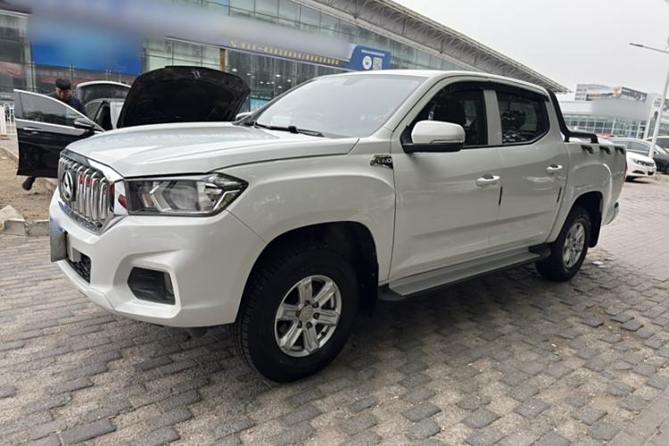 Used SAIC MAXUS T60 2017 2.0T Gasoline Automatic Two-Wheel Drive High-Ride Elite Standard Cabin
