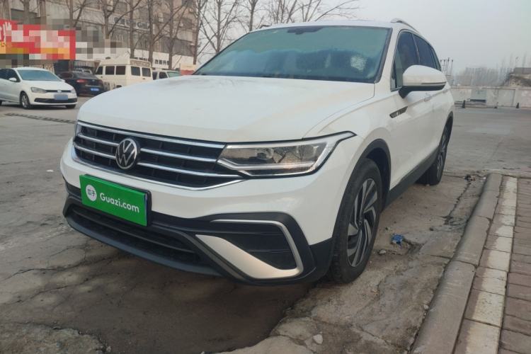 Used Volkswagen Tiguan L 2024 300TSI Automatic Two-Wheel Drive Smart Edition
