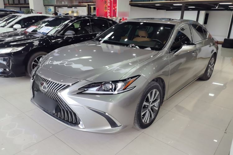 Used Lexus ES 2020 200 Excellence Edition