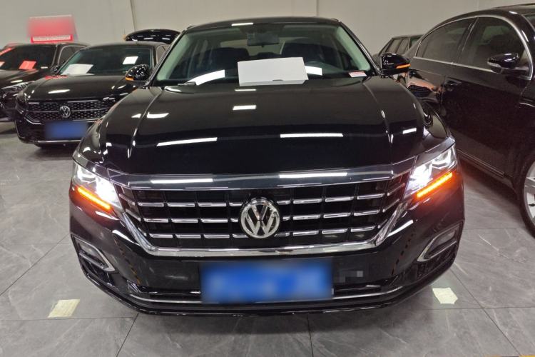 Used Volkswagen Passat 2019 330TSI Luxury Edition China VI Standard