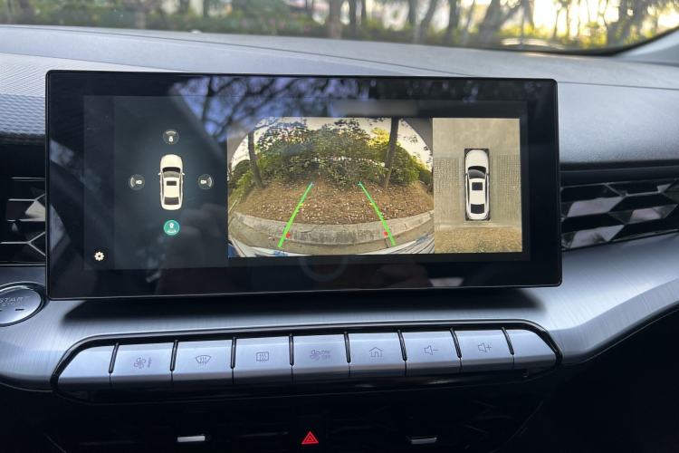 Used MG 5 2021 Revised Version 180 DVVT CVT Youth Luxury Edition
