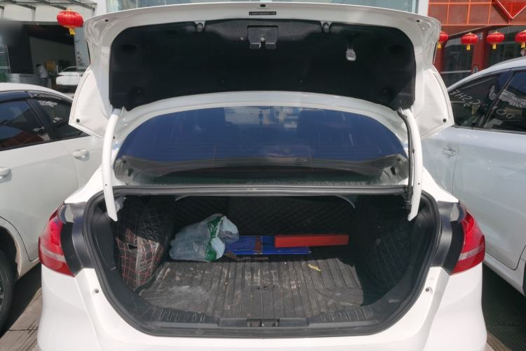 Used Ford Focus 2017 Sedan 1.6L Automatic Fashion Edition Smart Drive Version
