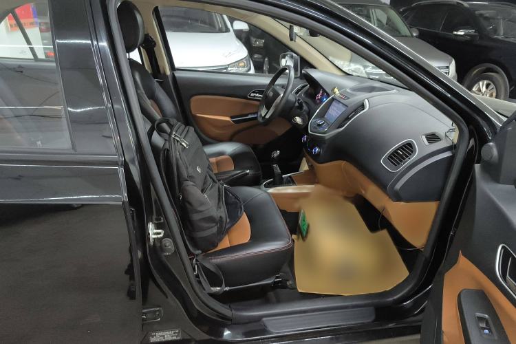 Used Geely Auto Diamond 2016 1.5L Manual Entry-Level Trim
