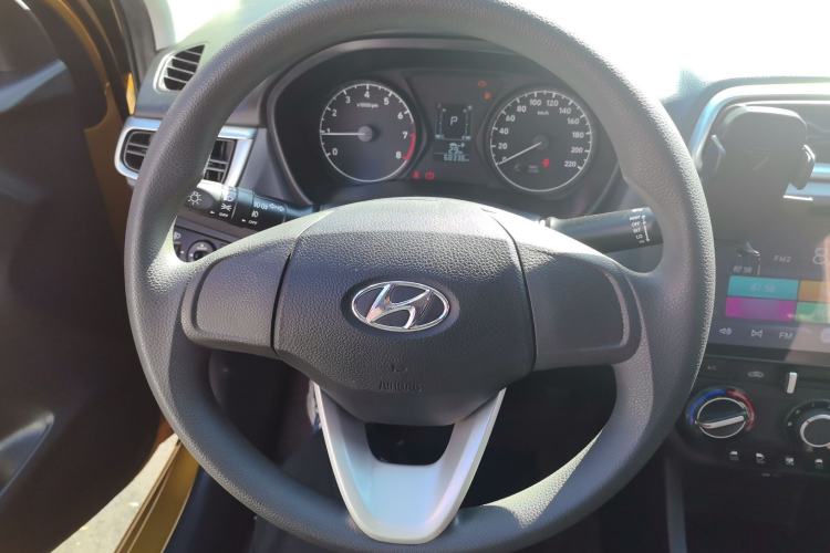 Used Hyundai Verna 2017 1.4L Automatic YueXiang Edition China V-standard
