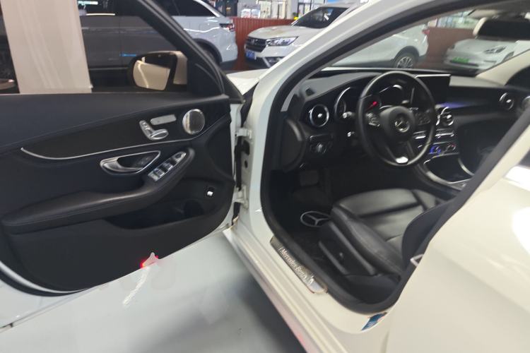 Used Mercedes-Benz C-Class 2017 Facelift C 200 L Sport Edition