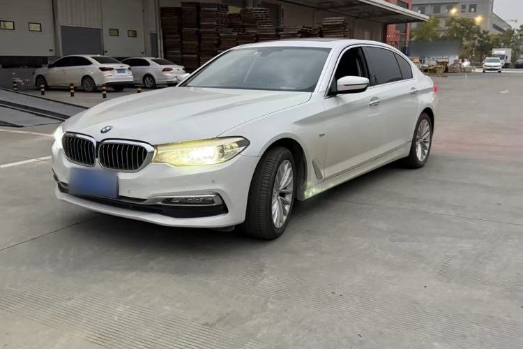 Used BMW 5 Series 2018 525Li Luxury Package
