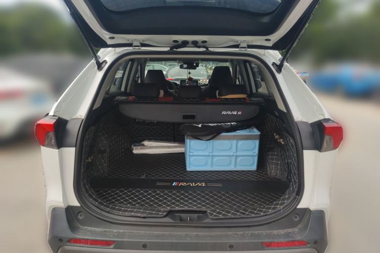 Used Toyota RAV4 2022 2.0L CVT Two-Wheel Drive Fashion Edition
